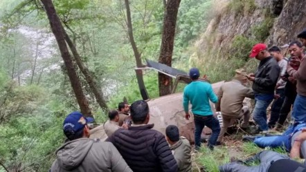 Hindistan'da helikopter düştü! 5 ölü, 2 de yaralı var... - Dünya