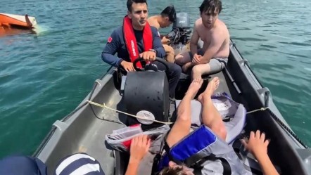 Sapanca Gölü'nde can pazarı: 3 genç son anda kurtarıldı - 3. Sayfa