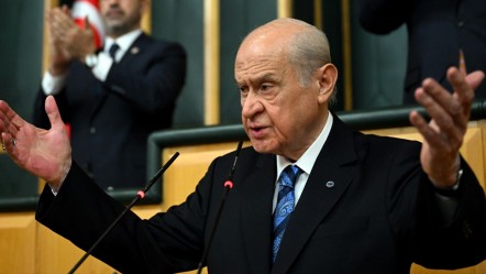 Devlet Bahçeli'den Anneler Günü mesajı: Akan yaşlar kurumadıkça rahat olamayız - Gündem