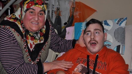 Antalya’dan Moskova’ya bir umut hikayesi! Hayatı film oluyor: Ünlü oyuncu yıllar sonra kamera karşısında - Gündem