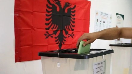 Arnavutluk'ta seçim maratonu başladı! Türkiye'ye yakın isimler ezber bozuyor - Dünya