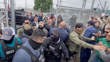 ICE tesisinde gerilim tırmanıyor: ABD'li Kongre üyelerine tutuklama talebi - Dünya