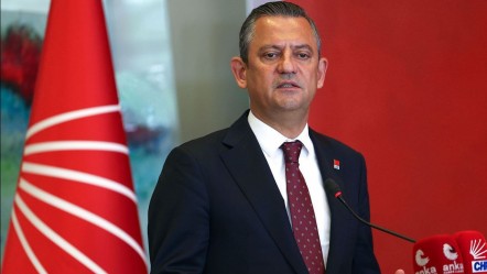 CHP lideri Özgür Özel'den PKK'nın fesih kararına ilk açıklama - Gündem