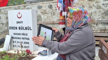 Şehit Eren Bülbül'ün annesinden yürek yakan sözler: Erenler şehit edilmeyecekse onay veririz - gundem
