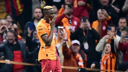 Stay with us Osimhen ne demek? Galatasaraylı taraftarların kampanya başlattığı Osimhen'in kalıp kalmayacağı o tarihte belli olacak! - Haberler