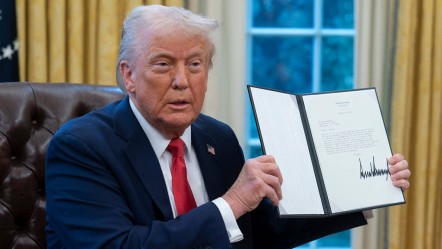 Trump 'en önemli kararname' diye duyurdu! Dünya genelinde fiyatlar fırlayacak - Dünya