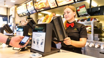 Fast food devi Türkiye'de 2 bin kişiyi işe alacak! İşte detaylar... - Ekonomi