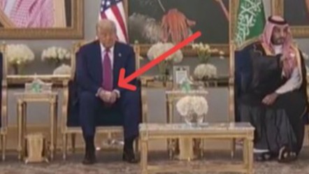 Riyad'da gergin anlar: Trump geleneksel Arap kahvesini geri çevirdi! - Dünya