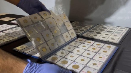 887'si gümüş, 122'si altın! Hepsi iş adamının adresinden çıktı - Gündem