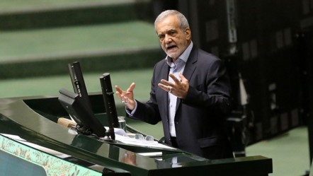 Pezeşkiyan'dan Trump'a sert soykırım sözleri! "O çaresiz halka suyu biz mi kestik?" - Dünya