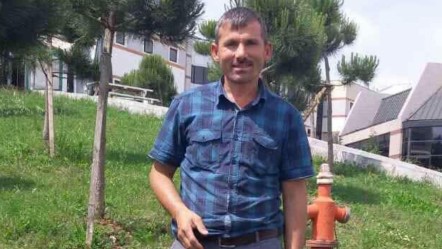 Ağaca bağladığı zincir koptu, devrilen traktörün altında can verdi - 3. Sayfa