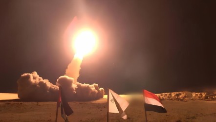 İsrail'de füze alarmı! Ben Gurion Havalimanı kapatıldı - Dünya