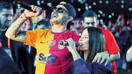 Ünlü şarkıcı Simge Sağın'ın acı günü! Aldığı haberle yıkıldı - Magazin