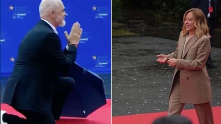 Arnavutluk Başbakanı'ndan eşi görülmemiş jest! Meloni'yi görünce diz çöktü - Dünya