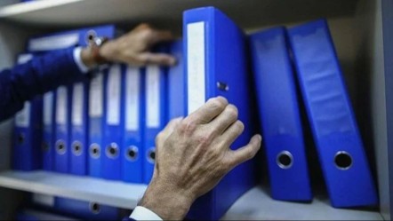 Karar Resmi Gazete'de! Bu yaşın üzerindekiler memur olamayacak - Ekonomi