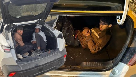 Hatay'da bagajlardan kaçak göçmen çıktı! Araçlara el konuldu - 3. Sayfa