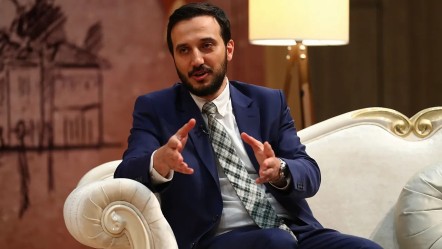 AK Partili Özdemir'den İBB operasyonlarına yorum: Hırsız ile polisin arasına girilmez - Politika