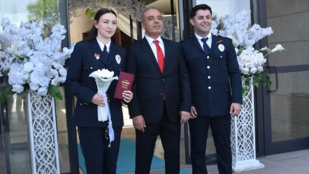Afyonkarahisar'da polis çift üniformalarıyla dünyaevine girdi - Yaşam
