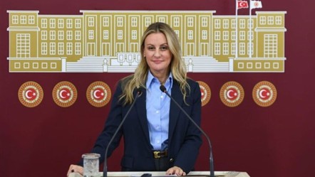 DEVA Partisi'nden istifa etmişti! İzmir Milletvekili Seda Kaya Ösen, CHP'ye katıldı - Gündem
