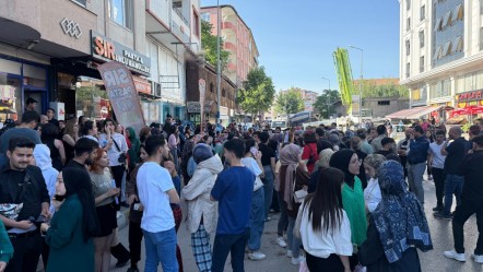 Kız öğrenci yurdunda yangın! Öğrenciler tepkili: "Yangın tüpü, alarm yok" - 3. Sayfa
