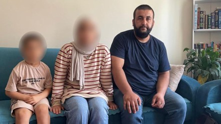Öğretmenden tesettürlü öğrenciye skandal sözler! Küçük kız ağlayarak anlattı: Önüne dön karabaş - Gündem