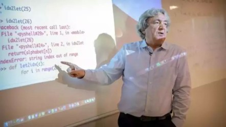 Cadı avı devam ediyor! Filistin'e destek veren Türk profesör Çetin Kaya Koç görevinden alındı - Dünya