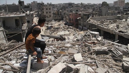 İsrail'in katliamı sürüyor! Bu sabahki bombardımanda en az 50 kişi öldü - Dünya