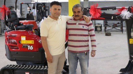 Gaziantepli işverenden Suriye'ye dönmeye karar veren işçiye anlamlı hediye - Yaşam