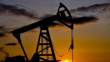 "İsrail, İran'ı vurabilir" iddiası! Petrol fiyatlarında dikkat çeken yükseliş - Ekonomi