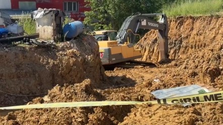 İstanbul'da inşaat alanında göçük! 2 işçi kurtarıldı - Gündem