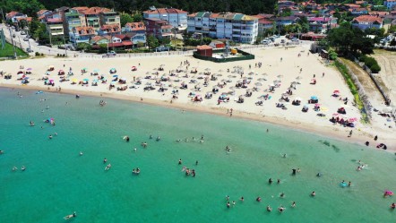 İstanbul'un yanı başında! Mavi bayraklı 9 plajı var  - Ekonomi