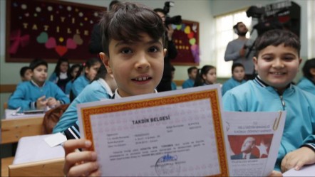 Karne günü ne zaman, karneler saat kaçta dağıtılacak? 2025 yaz tatili karne günü tarihi - Haberler