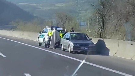 Kilometrelerce mesafe ters şeritten gitti: Cezadan kaçamadı - 3. Sayfa