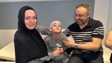 13 yaşındaki Rus çocuğa beyin pili! Şifayı Türkiye'de buldu - Sağlık