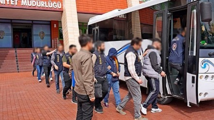 "Büyü bozacağız" deyip dolandırdılar! 7 kişi gözaltında - 3. Sayfa