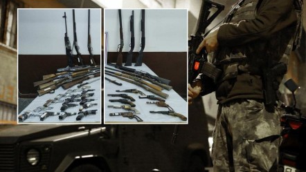 Ev değil, cephanelik! Manisa'daki operasyonda kılıçlar, tabancalar, tüfekler ortaya çıktı - Gündem