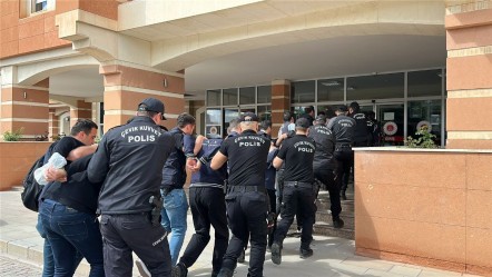 SIM kart çetenin sonu oldu! Milyonlarca liralık vurgun yapan şebeke böyle çökertildi - 3. Sayfa