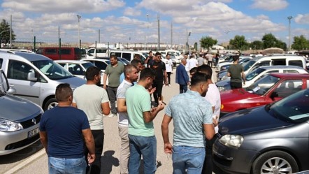 Bayram yaklaştı, ikinci el oto piyasası hareketlendi - T-Otomobil