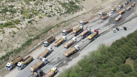 İstanbul'da hafriyat döküm sahası sayısı 1'e düştü! Kilometrelerce kuyruk oluştu - Gündem