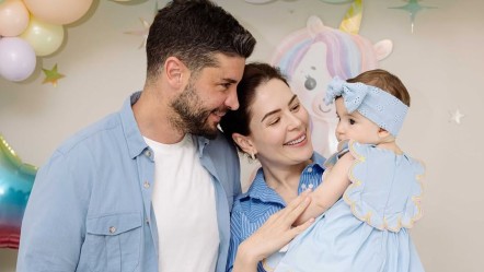 Yıldız Çağrı Atiksoy kızı Mira Milena'nın yüzünü ilk kez gösterdi - Magazin