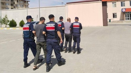 Gaziantep’te 14 düzensiz göçmen ve 4 organizatör yakalandı - 3. Sayfa