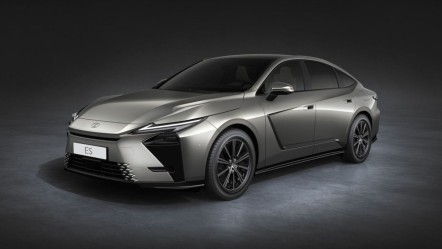 Lexus yeni “ES” sedan modelini Avrupa’da tanıttı - T-Otomobil