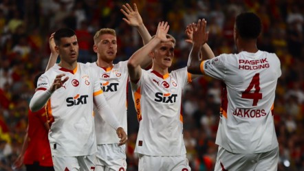 "Başarının sırrı 'aile' olmak" | Spor yazarları Galatasaray için ne dedi? - Spor