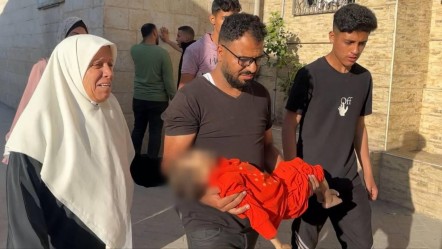 Bir çocuk daha açlığa yenik düştü! Gazze'de insanlık sınavda kaldı - Dünya