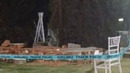 Düğün salonunda facia! Beton kemer yıkıldı, doktor öldü, eşi yaralandı - 3. Sayfa