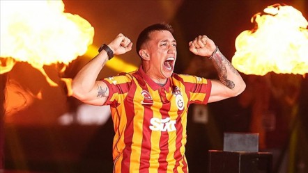 Muslera Galatasaray'dan gitti mi? Taraftarların gözü Muslera'da! - Haberler