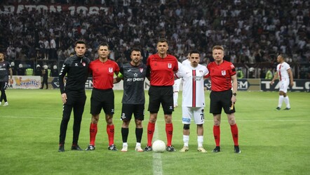 Elazığspor - Vanspor FK maçı olaylı bitti! Müsabaka tatil edildi - spor
