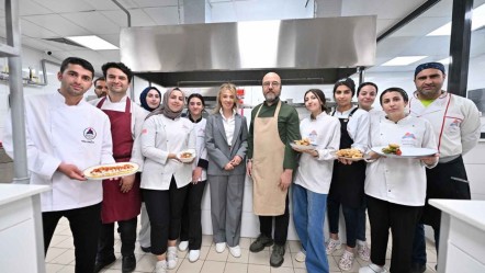 Türkiye'nin şefleri Ağrı'dan çıkacak! Şehirde gastronomi sektörü hızla büyüyor  - Ekonomi