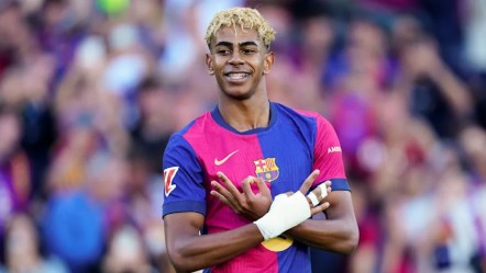 Barça'dan Lamine Yamal sürprizi! Barcelona, 17'lik yıldızı 2031'e kadar renklerine bağladı - Spor