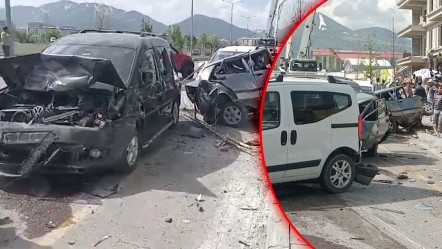 Freni boşalan mikser, çok sayıda araca çarptı! Ortalık savaş alanına döndü - 3. Sayfa